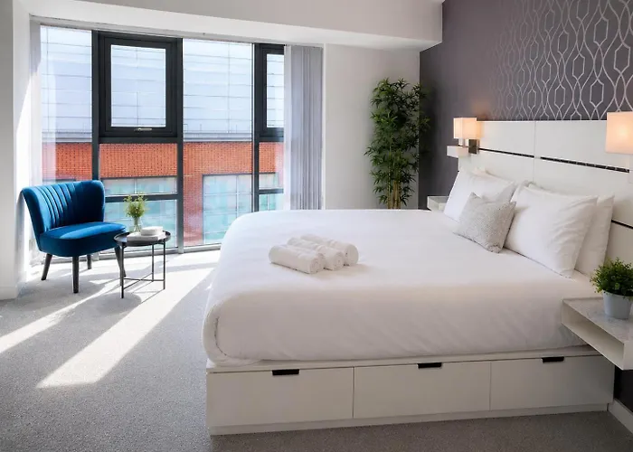 The Works-Fresh 2Bed In Centre, Opposite Arndale.